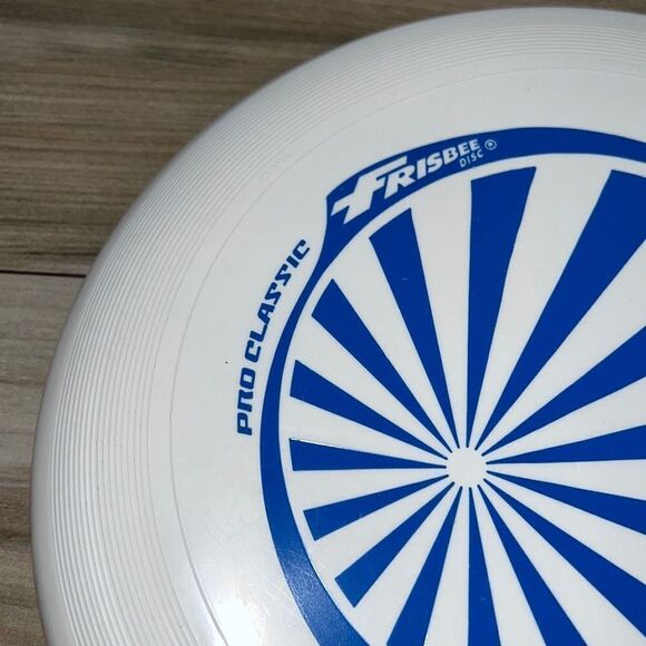 Frisbee Disc Pro Classic Disc Golf 4.5  Oz - Picture 3 of 7